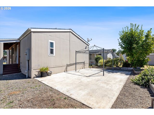 13900 Se HIGHWAY 212 159, Clackamas, OR 97015