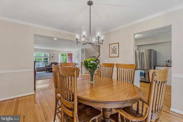 37 FARNHAM WAY, Lutherville Timonium, MD 21093