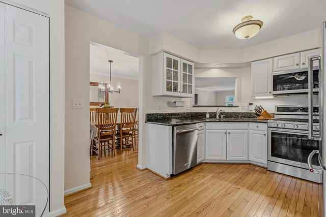 37 FARNHAM WAY, Lutherville Timonium, MD 21093