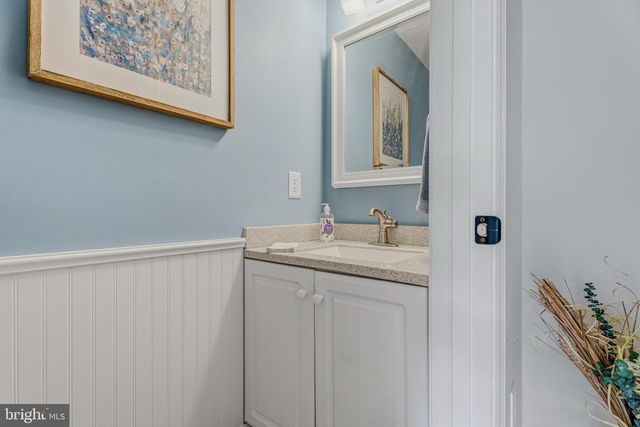 37 FARNHAM WAY, Lutherville Timonium, MD 21093