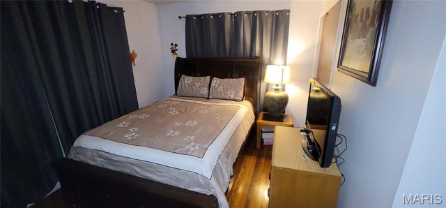 9926 Cambria Drive, Moline Acres, MO 63136