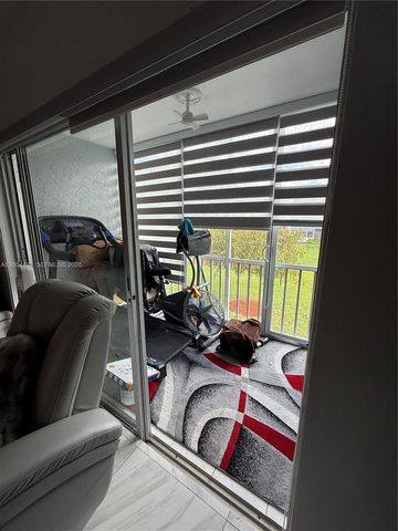 9880 Marina Blvd 1528, Boca Raton, FL 33428