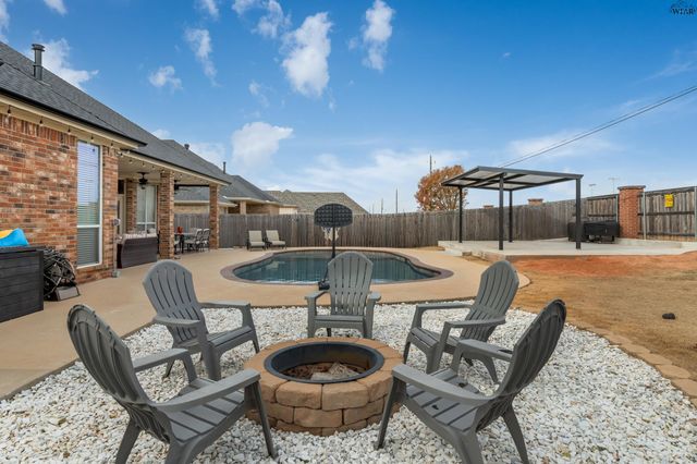 4905 SILVER CREST DRIVE, Wichita Falls, TX 76310