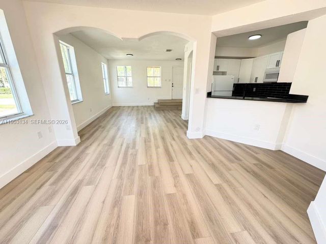 10848 SW 243rd St, Homestead, FL 33032