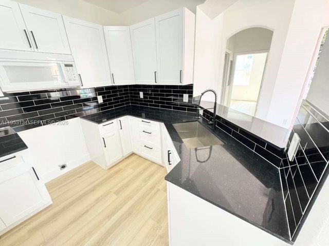 10848 SW 243rd St, Homestead, FL 33032