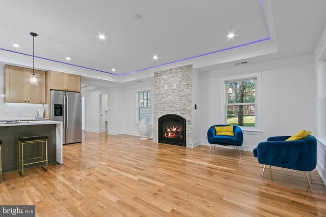 10305 ARMORY AVE, Kensington, MD 20895