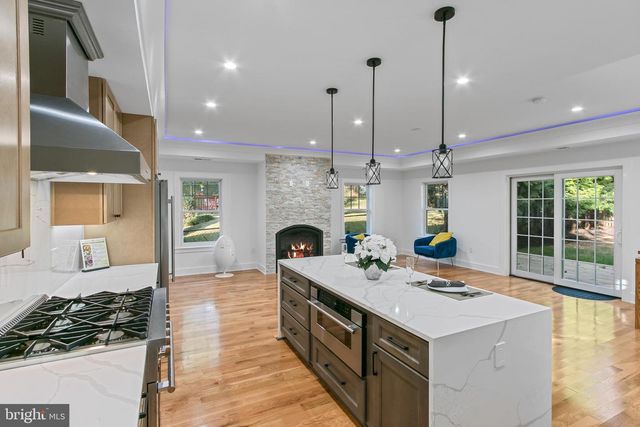 10305 ARMORY AVE, Kensington, MD 20895