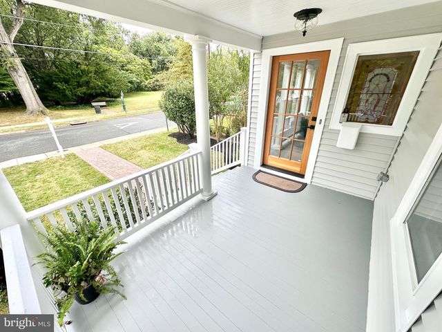 10305 ARMORY AVE, Kensington, MD 20895