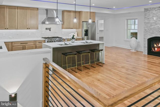 10305 ARMORY AVE, Kensington, MD 20895