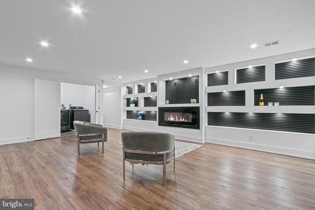 10305 ARMORY AVE, Kensington, MD 20895