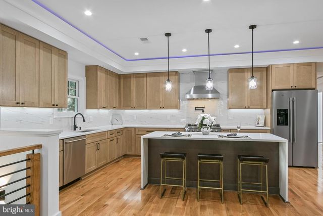 10305 ARMORY AVE, Kensington, MD 20895