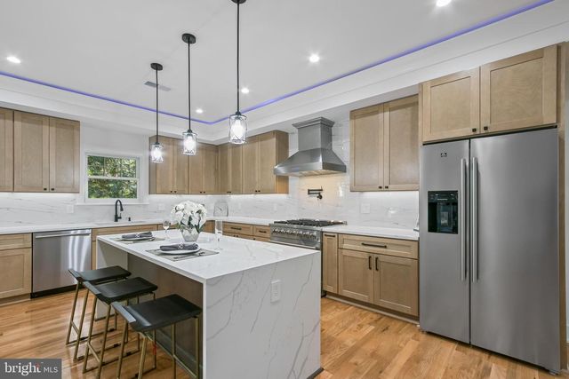 10305 ARMORY AVE, Kensington, MD 20895