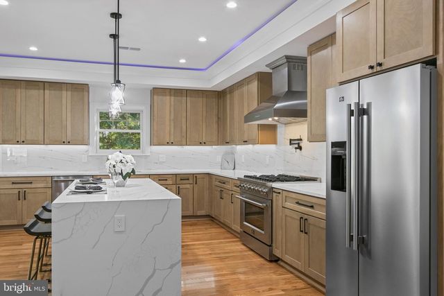 10305 ARMORY AVE, Kensington, MD 20895