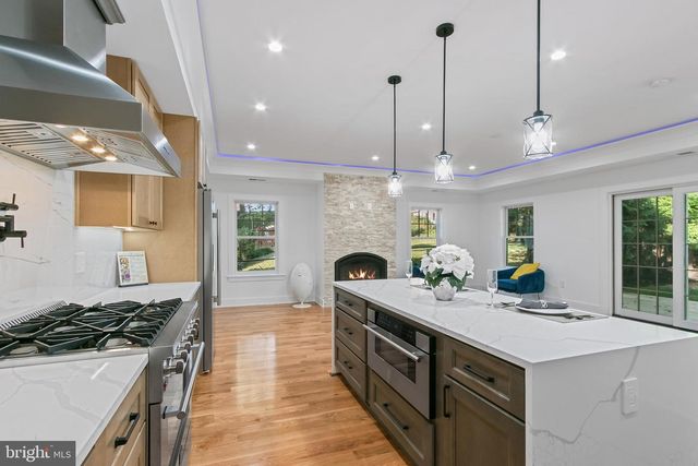 10305 ARMORY AVE, Kensington, MD 20895