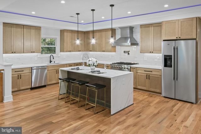 10305 ARMORY AVE, Kensington, MD 20895