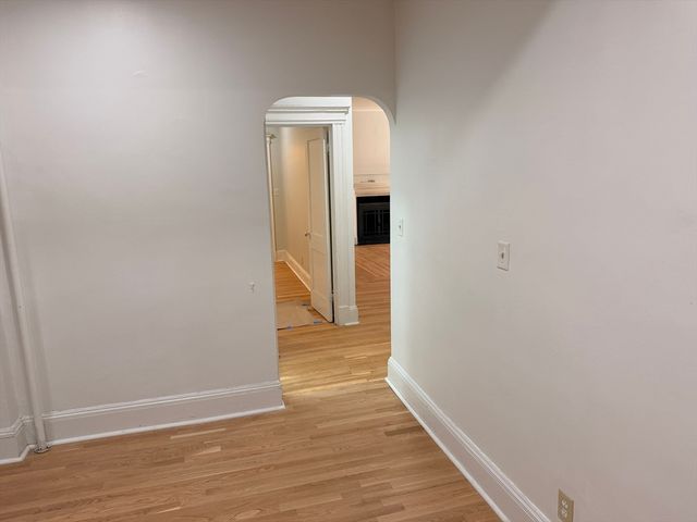 1768 Beacon 4, Brookline, MA 02445