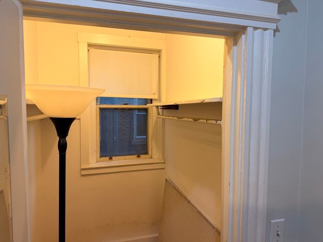 1768 Beacon 4, Brookline, MA 02445