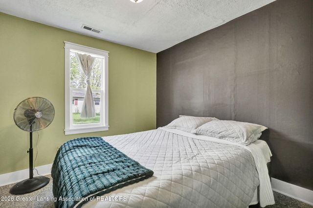 3211 Westmont Avenue, Lansing, MI 48906