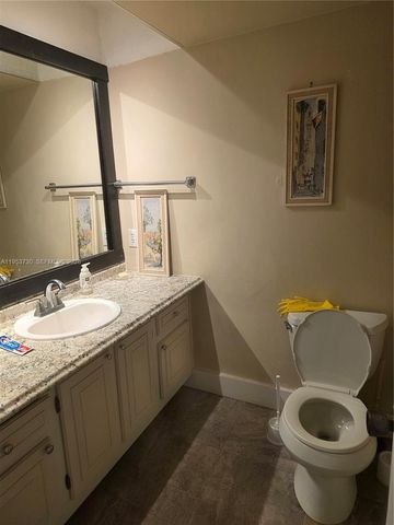 2612 Nassau Bnd E2, Coconut Creek, FL 33066