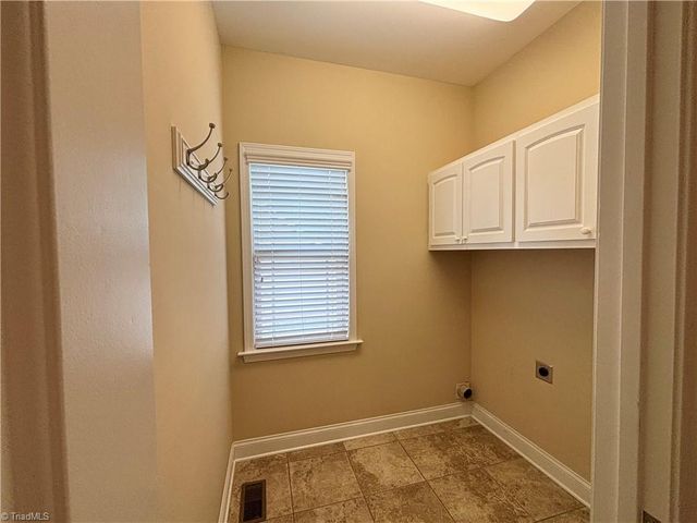 5019 Peppertree Road, Clemmons, NC 27012