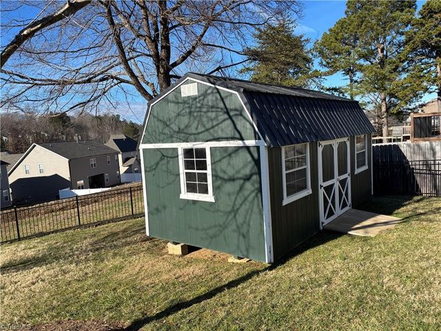 5019 Peppertree Road, Clemmons, NC 27012