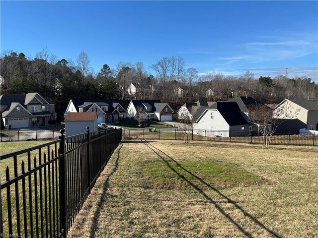 5019 Peppertree Road, Clemmons, NC 27012