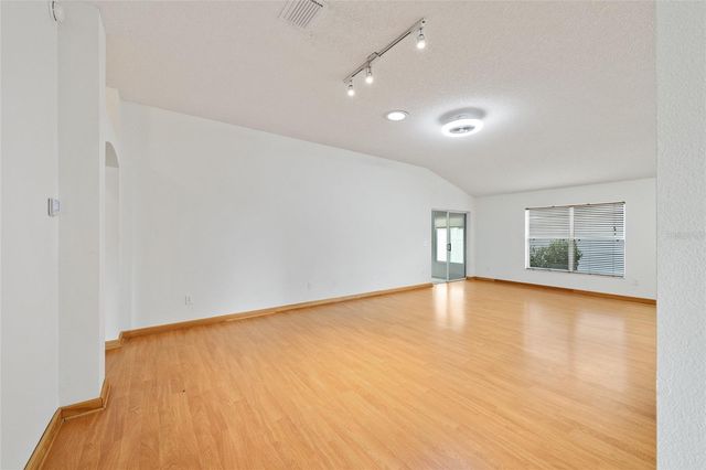 1928 PEACHTREE AVENUE, The Villages, FL 32162