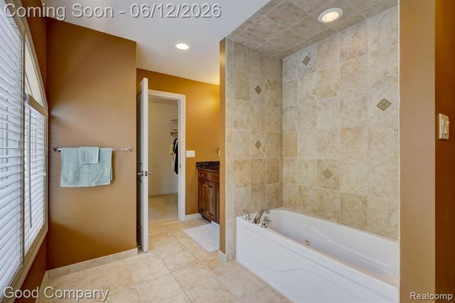 721 S Kenwood Avenue, Royal Oak, MI 48067