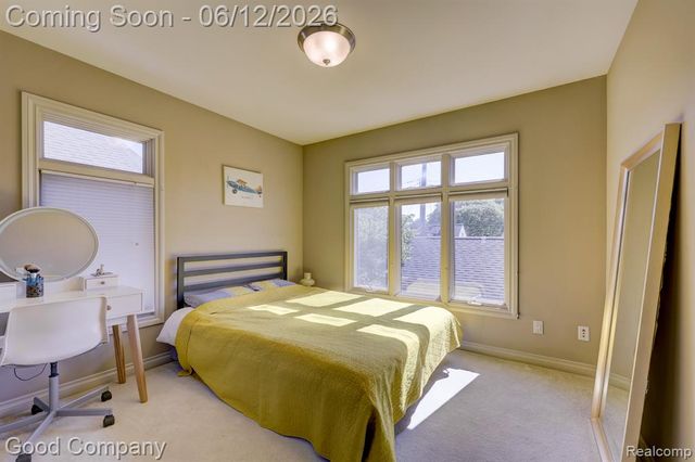 721 S Kenwood Avenue, Royal Oak, MI 48067