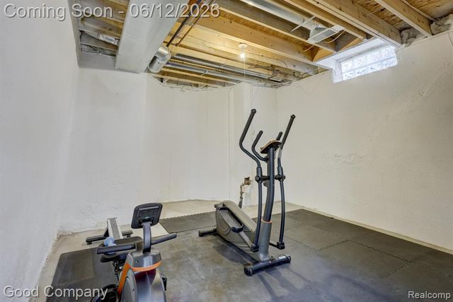 721 S Kenwood Avenue, Royal Oak, MI 48067
