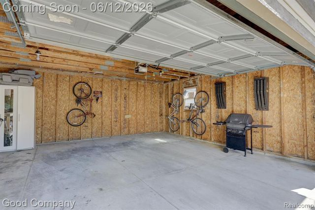 721 S Kenwood Avenue, Royal Oak, MI 48067
