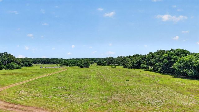 7755 CR 714, Center Hill, FL 33514