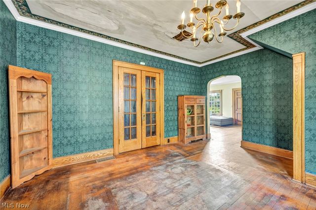 732 Robbins Avenue, Niles, OH 44446