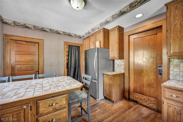 732 Robbins Avenue, Niles, OH 44446