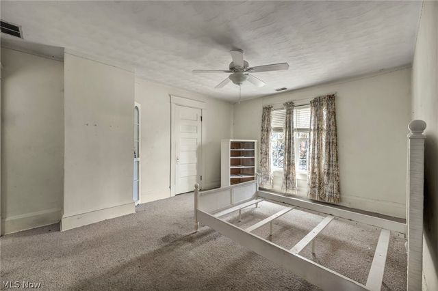 732 Robbins Avenue, Niles, OH 44446
