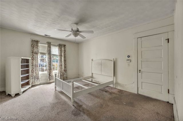 732 Robbins Avenue, Niles, OH 44446