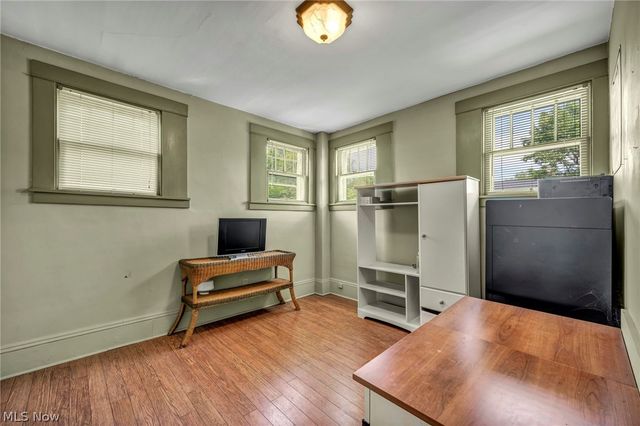 732 Robbins Avenue, Niles, OH 44446