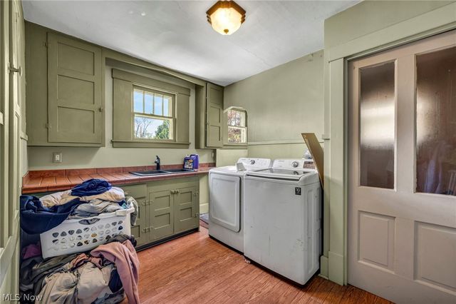 732 Robbins Avenue, Niles, OH 44446