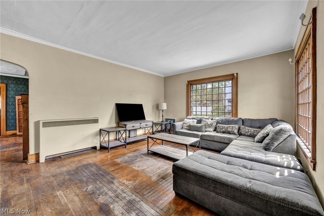 732 Robbins Avenue, Niles, OH 44446