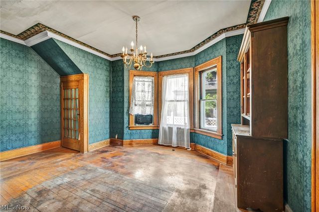 732 Robbins Avenue, Niles, OH 44446