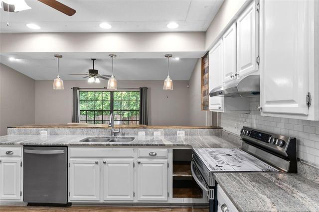 1514 LAKE THOMAS LOOP, Winter Haven, FL 33880