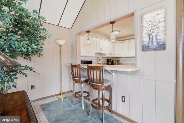 55 CANOEBIRCH RD, Levittown, PA 19057