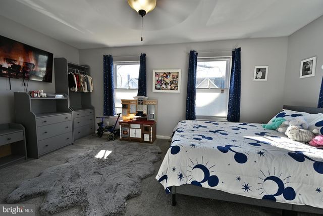 617 W 2ND ST, Florence, NJ 08518