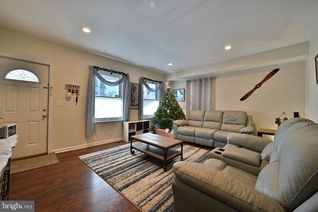 617 W 2ND ST, Florence, NJ 08518