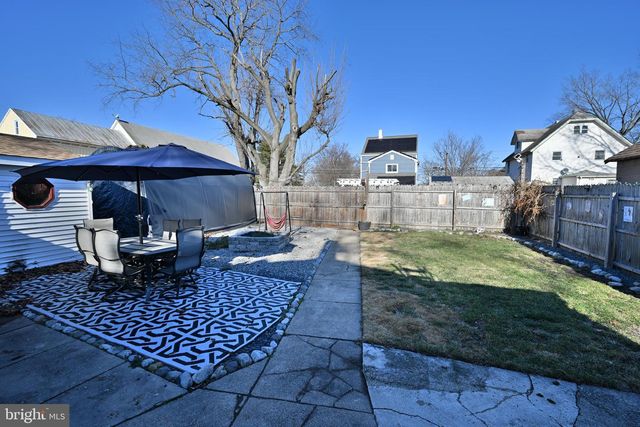 617 W 2ND ST, Florence, NJ 08518