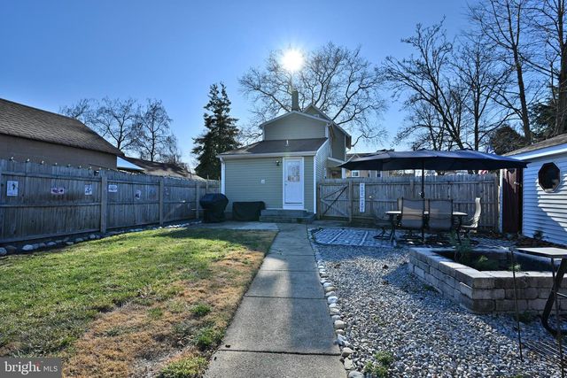 617 W 2ND ST, Florence, NJ 08518