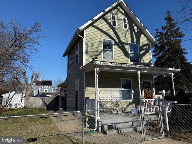 617 W 2ND ST, Florence, NJ 08518