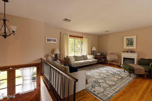 212 Route 9h, Claverack, NY 12534
