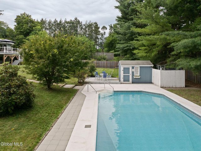 212 Route 9h, Claverack, NY 12534