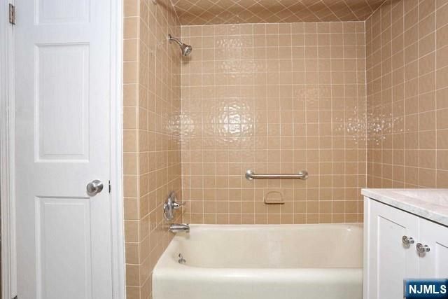 220 Raymond Street, Hasbrouck Heights, NJ 07604